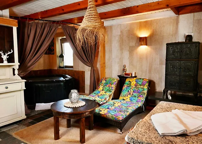 דירה Erdoterasz Vendeghaz & Kehidakustány