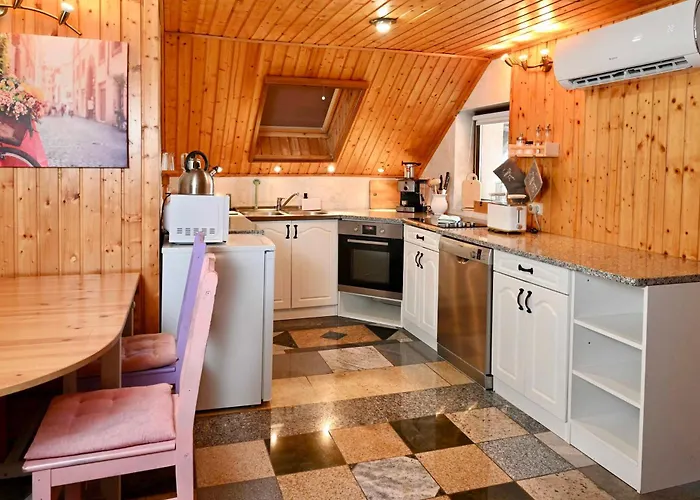 Erdőterasz - Teljes Ház